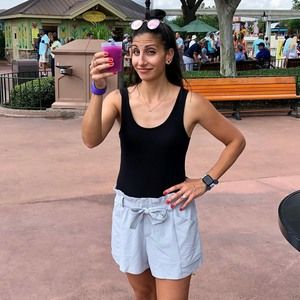 Meet your Posher, Daniela